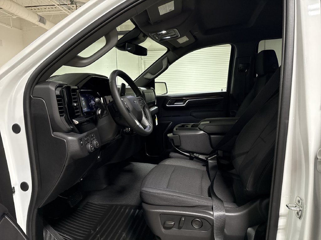 New 2026 Chevrolet Silverado 1500 RST w/ Z71 Off-Road Package AWD/4WD image 20