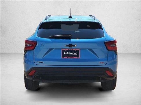 Used 2025 Chevrolet Trax RS w/ Driver Confidence Package FWD image 7