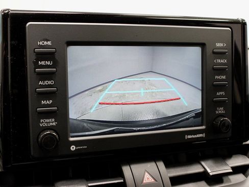 Used 2022 Toyota RAV4 LE image 2