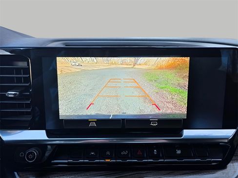 Used 2024 Chevrolet Silverado 1500 LT image 23