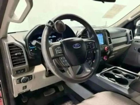 Used 2020 Ford F250 XLT w/ XLT Premium Package image 44