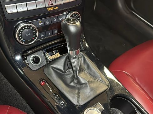Used 2015 Mercedes-Benz SLK 350 image 20