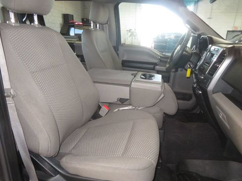 Used 2018 Ford F150 XLT AWD/4WD image 35