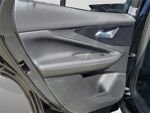 New 2025 Chevrolet Blazer EV LT image 12