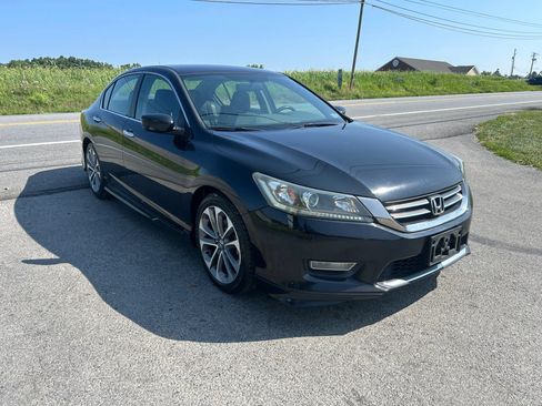 Used 2013 Honda Accord Sport image 4