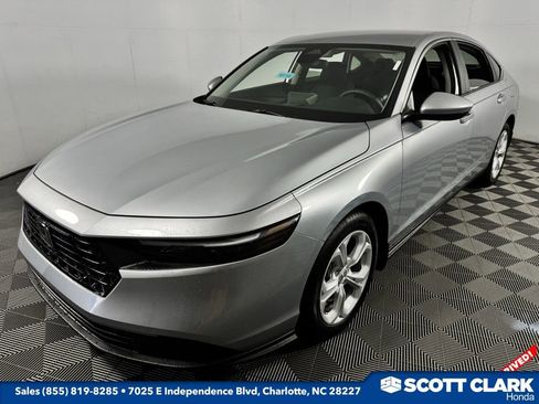 New 2025 Honda Accord LX image 3