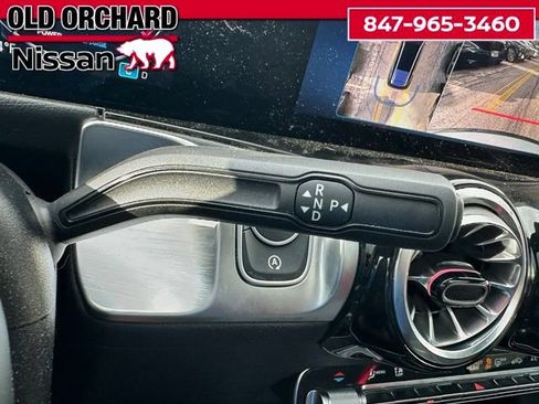 Used 2025 Mercedes-Benz GLB 35 AMG 4MATIC w/ AMG Night Package image 19