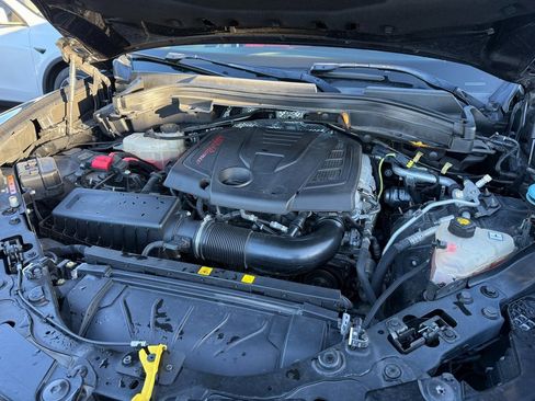 Used 2018 Alfa Romeo Stelvio Ti Sport image 4