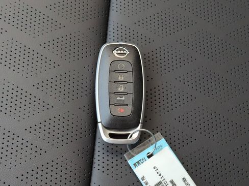 New 2026 Nissan Murano Platinum image 32