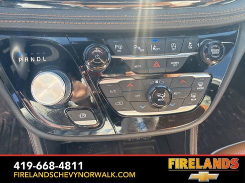 Used 2022 Chrysler Pacifica Pinnacle image 24