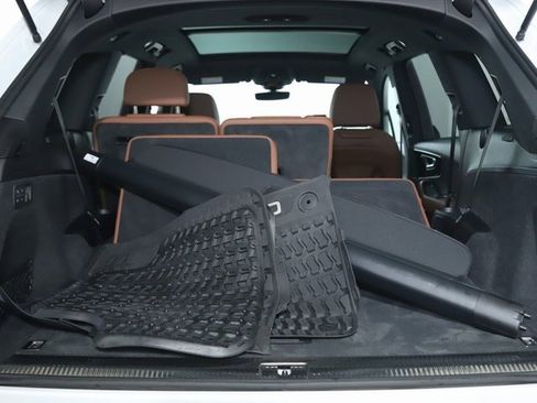 Used 2023 Audi Q7 2.0T Premium w/ Towing Package image 34