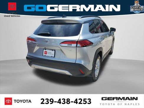 Certified 2025 Toyota Corolla Cross LE FWD image 8
