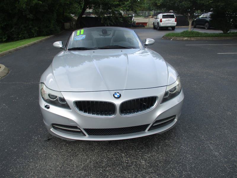 Used 2011 BMW Z4 sDrive30i RWD image 2