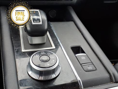 Used 2024 Mitsubishi Outlander SE image 18