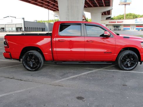 Used 2020 RAM 1500 Big Horn AWD/4WD image 5