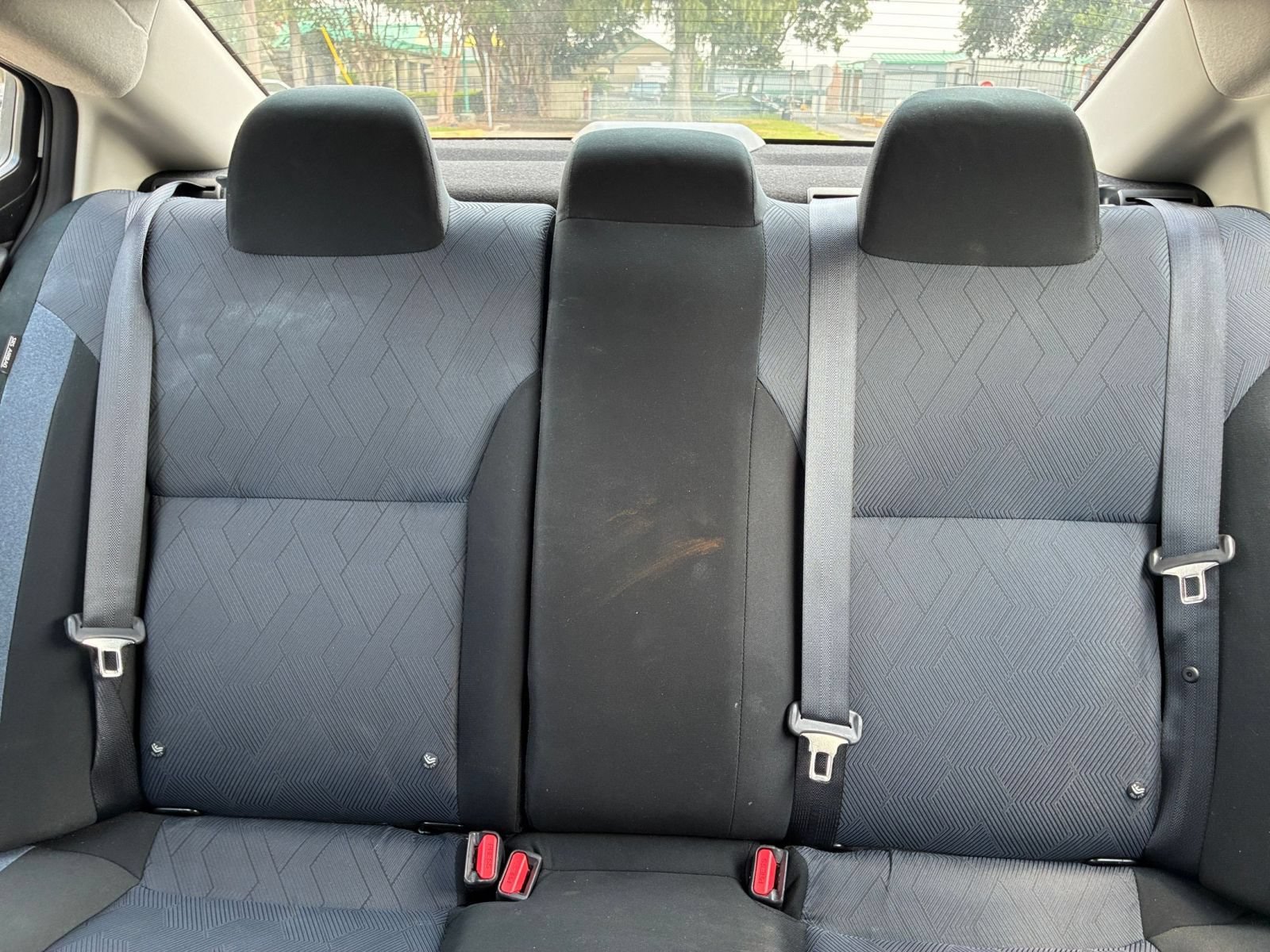 Used 2025 Nissan Versa SV FWD image 35