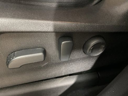 Used 2022 Subaru Ascent Limited w/ Technology Package image 26