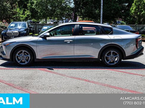Used 2025 Kia K4 FWD image 10