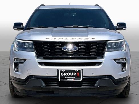 Used 2018 Ford Explorer Sport AWD/4WD image 4
