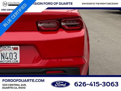 Used 2021 Chevrolet Camaro LT image 9
