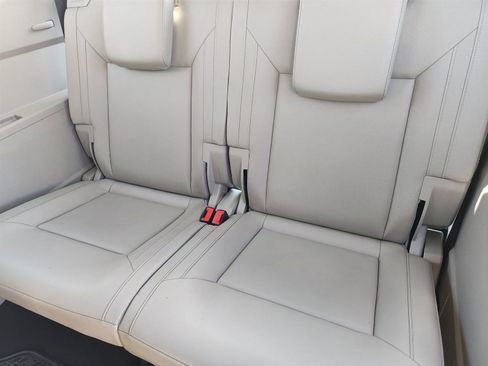 Used 2019 Volkswagen Atlas SE w/ Towing Package image 33