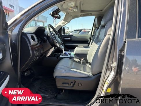Used 2019 Toyota Tundra Limited w/ Limited Premium Package AWD/4WD image 20