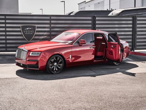 Used 2024 Rolls-Royce Ghost AWD/4WD image 5
