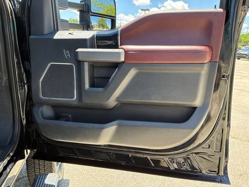 Used 2022 Ford F350 Platinum AWD/4WD image 23