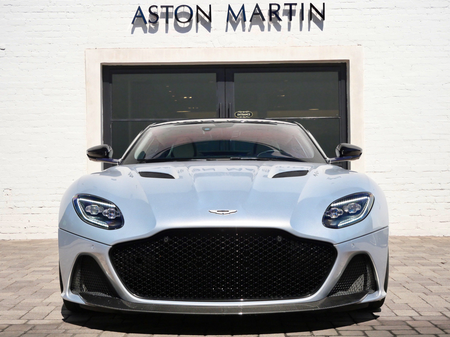 Used 2021 Aston Martin DBS Superleggera RWD image 7