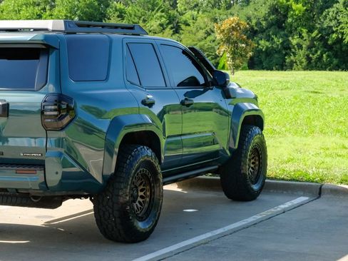 Used 2025 Toyota 4Runner Trailhunter AWD/4WD image 13