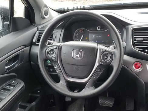 Used 2023 Honda Ridgeline Sport image 11