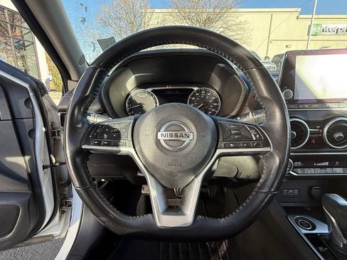 Used 2021 Nissan Sentra SV image 13