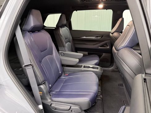 Certified 2026 INFINITI QX60 Sport w/ Dark Cargo Package AWD/4WD image 41