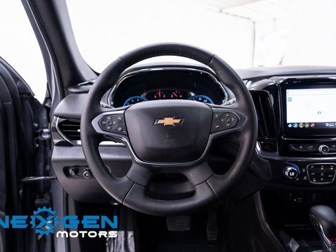 Used 2023 Chevrolet Traverse RS w/ LPO, Floor Liner Package AWD/4WD image 18