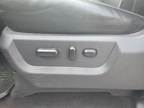 Used 2015 Ford F350 Lariat w/ Lariat Ultimate Package AWD/4WD image 17