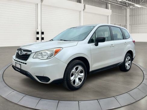 Used 2014 Subaru Forester 2.5i AWD/4WD image 7