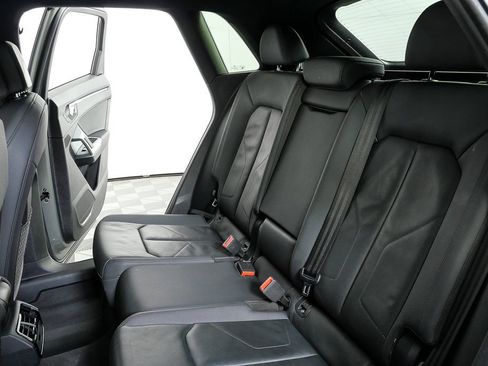 Used 2019 Audi Q3 2.0T Premium w/ Convenience Package image 19