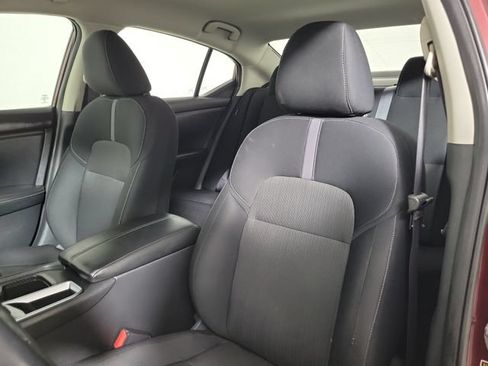 Used 2024 Nissan Sentra SV FWD image 20