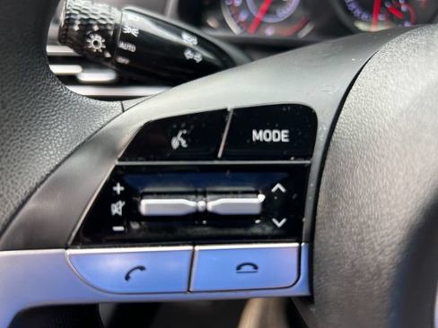 Used 2021 Hyundai Elantra SEL w/ Cargo Package FWD image 18