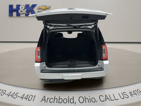 Used 2020 GMC Yukon XL SLT w/ Open Road Package AWD/4WD image 30
