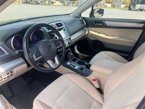 Used 2015 Subaru Outback 2.5i Premium AWD/4WD image 9