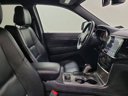 Used 2021 Jeep Grand Cherokee Limited AWD/4WD image 21