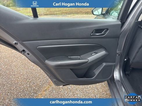 Used 2024 Nissan Altima 2.5 SV image 12