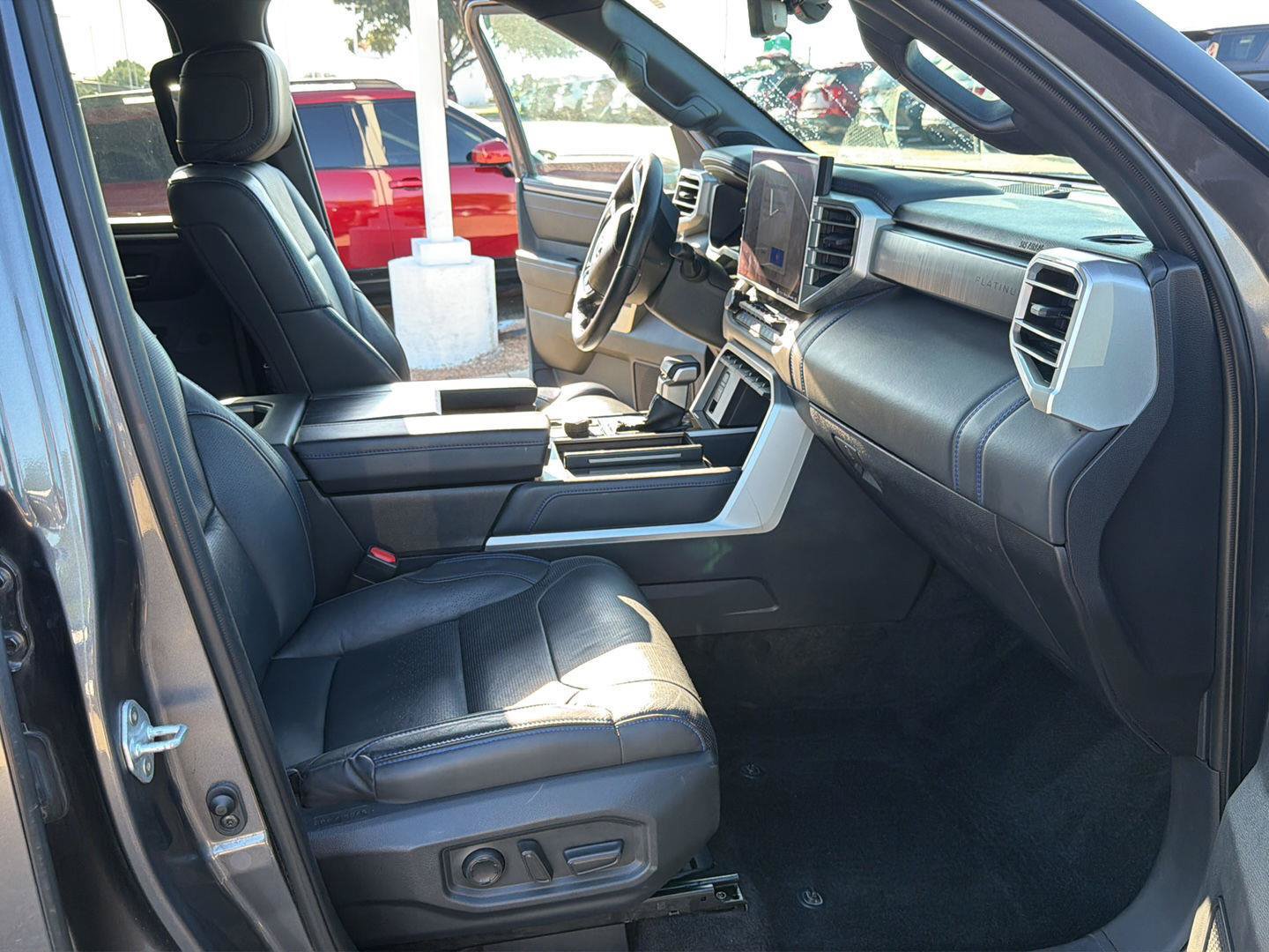 Certified 2024 Toyota Sequoia Platinum AWD/4WD image 19