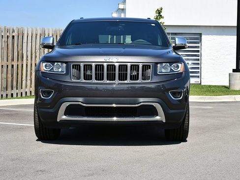 Used 2015 Jeep Grand Cherokee Limited AWD/4WD image 3