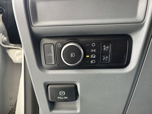 Used 2023 Ford F150 XLT image 25