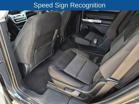 Used 2022 Ford Explorer XLT w/ Class IV Trailer Tow Package image 26