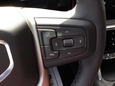 New 2024 GMC Sierra 2500 Denali w/ Denali Reserve Package image 18