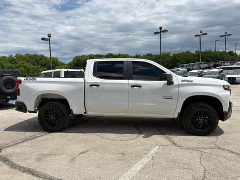 Used 2020 Chevrolet Silverado 1500 LT Trail Boss w/ Safety Package AWD/4WD image 9