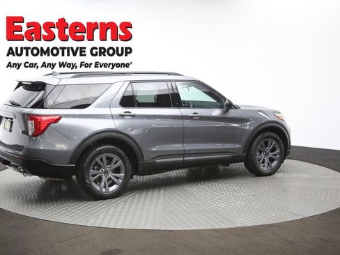 Used 2022 Ford Explorer XLT w/ Equipment Group 202A image 43